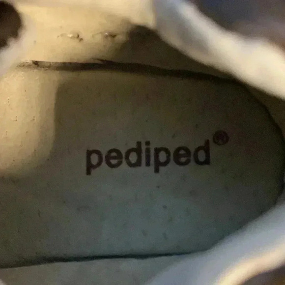 PEDIPED INFANT SIZE 6-12 MO BROWN FAUX LACES AND HOOK LOOP SLIP ON SHOE - Picture 6 of 11